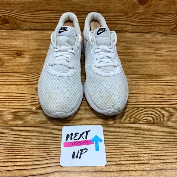 *SOLD* Nike Triple White Tanjun Casual Athletic - Picture 2 of 8